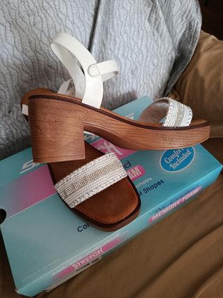 Sandalias tacón cómodo blancas