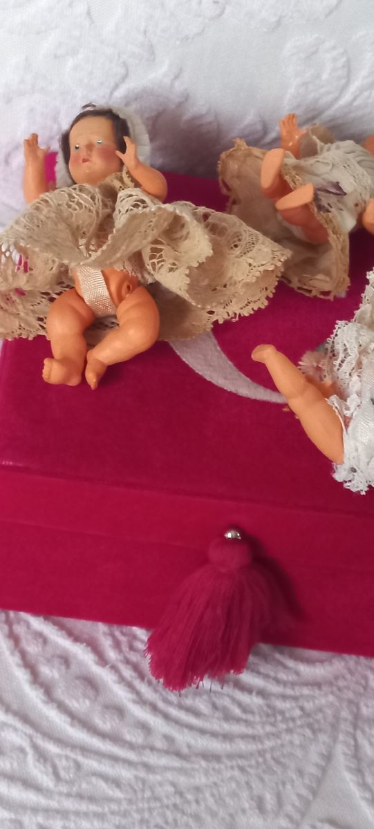 3 Muñecas miniatura antiguas