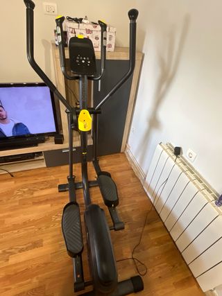 Bicicleta elíptica BH Fitness