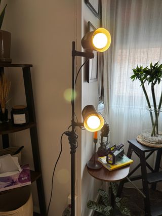 Lámpara pie 2 luces - Moderna
