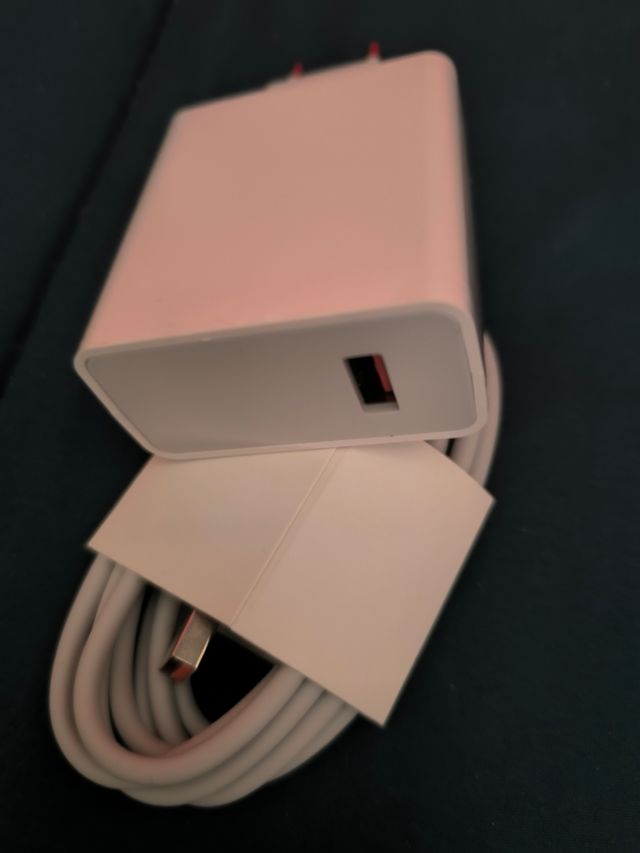 Cargador 67W - Rápido