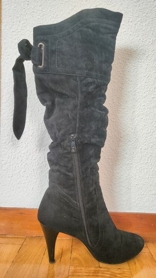 Botas ante negras mujer. Talla 39.