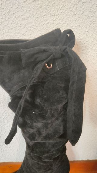 Botas ante negras mujer. Talla 39.