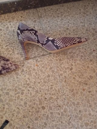 Tacones Zara Basic serpiente
