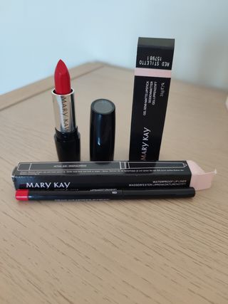Labial Mary Kay Red Stiletto + Delineador