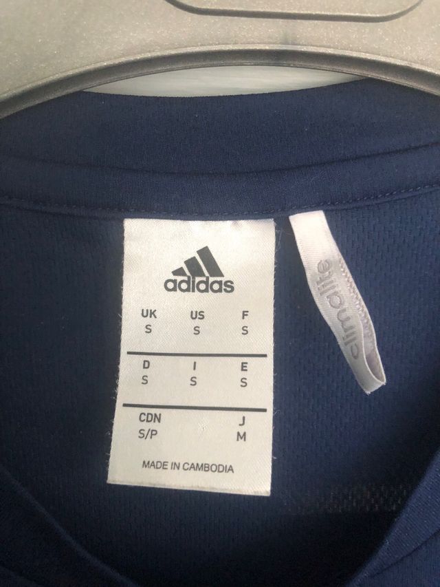 Conjunto Adidas deportivo