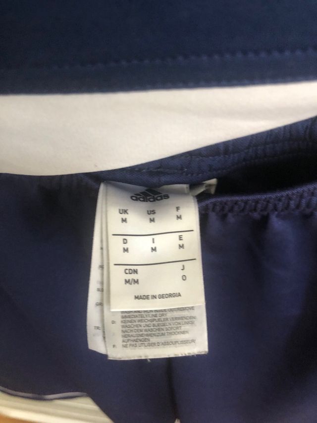 Conjunto Adidas deportivo