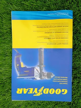 Taladro Goodyear 900W y juego 7 brocas de hormigón
