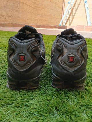 Zapatillas Nike Shox (45) negras