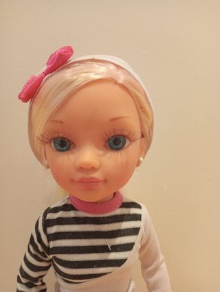 Muñeca Nancy Hollywood + tocador