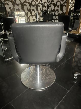 OFERTA 6 Sillones de peluquería y 1 lava cabezas 