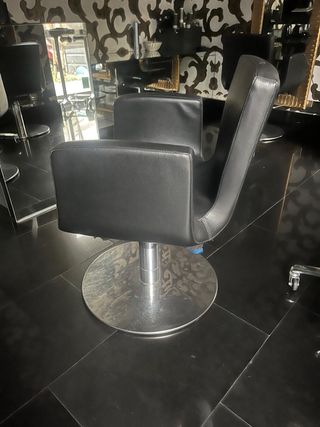 OFERTA 6 Sillones de peluquería y 1 lava cabezas 