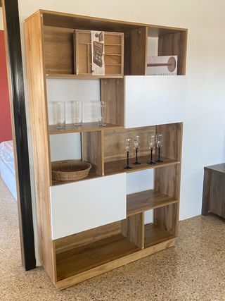 ULTIMA UNIDAD Estanteria de madera y blanco 