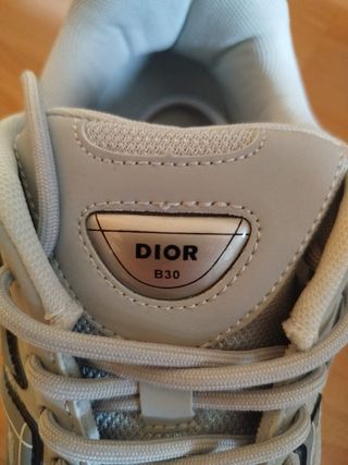 Dl0r B30 grises y blancas