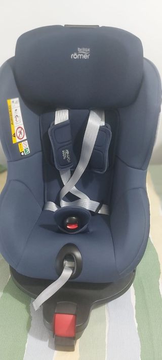 Britax Römer Dualfix M i-Size 450€ las dos sillas
