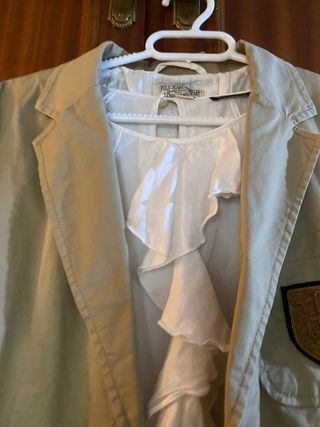 Chaqueta Ralph Lauren + Blusa seda M.Dutti