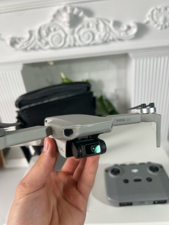 Dji Mini 4K - Dron