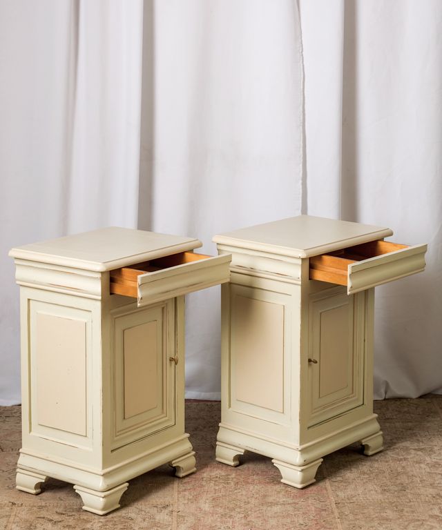 Pareja de mesitas Honrubia