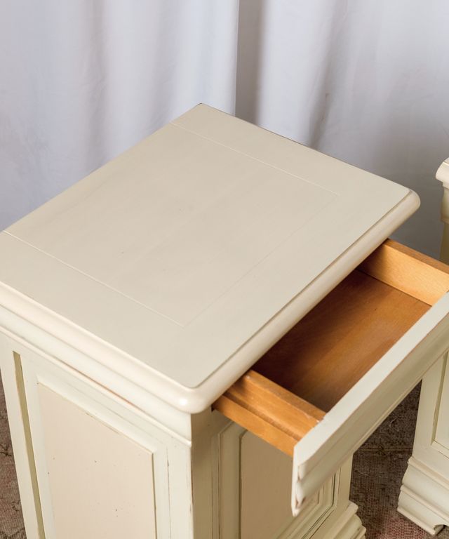 Pareja de mesitas Honrubia