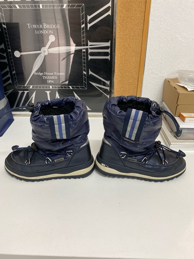 Botas niñ@s Geox azul marino talla 33