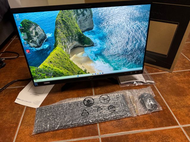Todo en 1, Acer, 24" , i3-12, 8gb, 512gb, Win 11