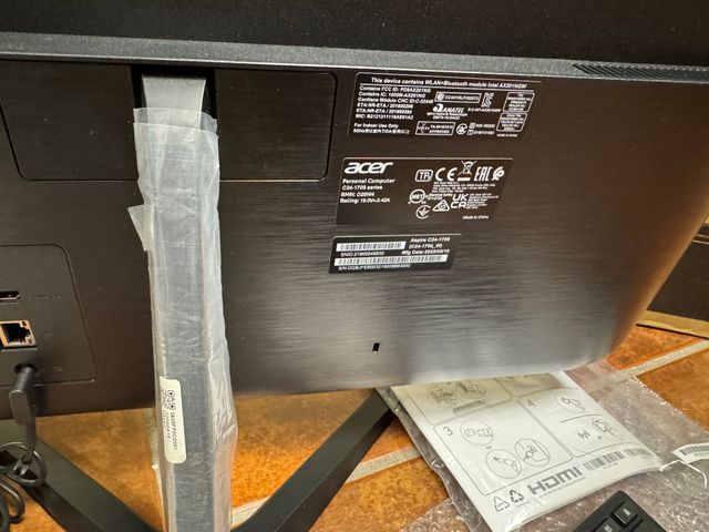 Todo en 1, Acer, 24" , i3-12, 8gb, 512gb, Win 11