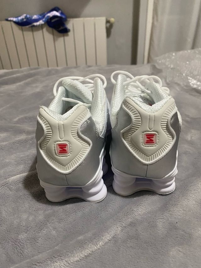 Zapatillas Nike Shox blancas Nuevas