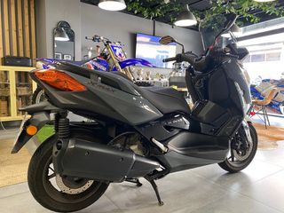 Yamaha XMAX 300cc Tech MAX Impecable