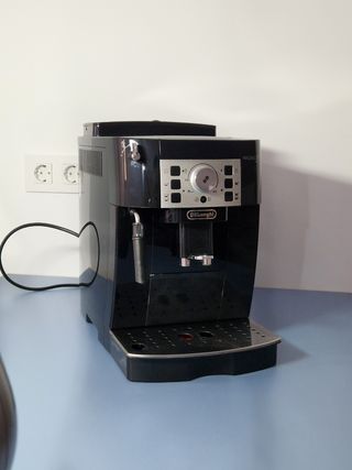 Cafetera Delonghi Magnifica S