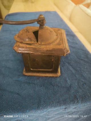 Molino café antiguo Elma