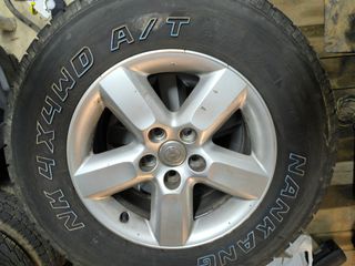 Llantas y neumáticos para Toyota RAV4 235/70R16