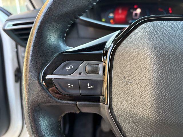 Peugeot 2008 Allure 2021