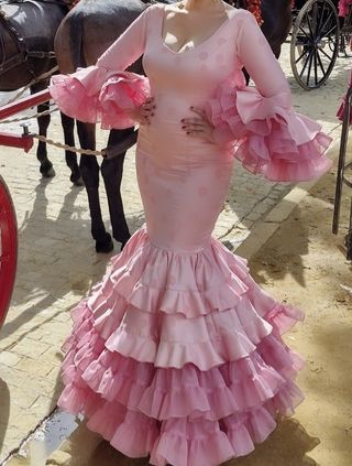 Traje Flamenca Rosa - Aires de Feria