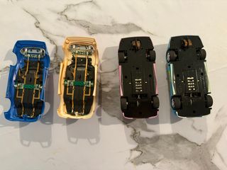 Scalextric 2 Seat Leon Tuning + 2 Carcasas