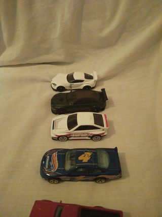 Lote Hotwheels 12 coches 