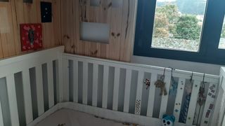 Cuna bebé blanca - Trama