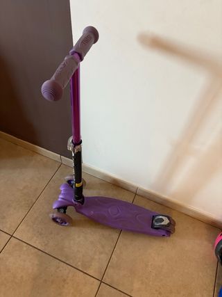 Patinete 3Style morado (dispongo de dos unidades) 