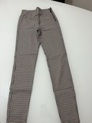 Pantalón Zara cuadros marrón talla S