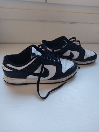 Nike Dunk Low - Zapatillas blancas y negras