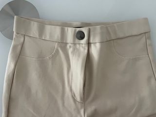 Pantalón Zara beige Talla L