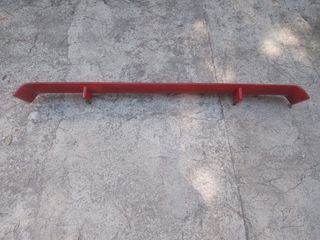 Alerón trasero rojo universal