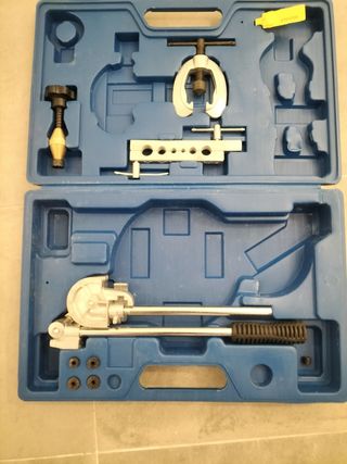 Maletín herramientas doblar tubos