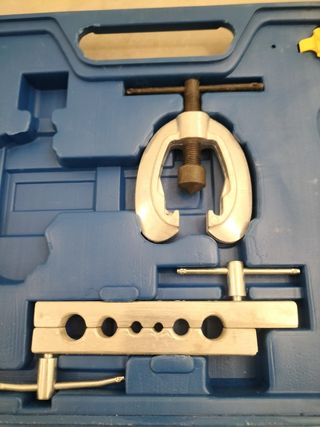 Maletín herramientas doblar tubos