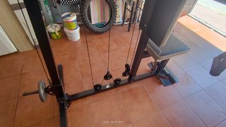 Máquina gimnasio multifunción