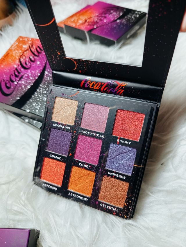Paleta sombras Coca-Cola