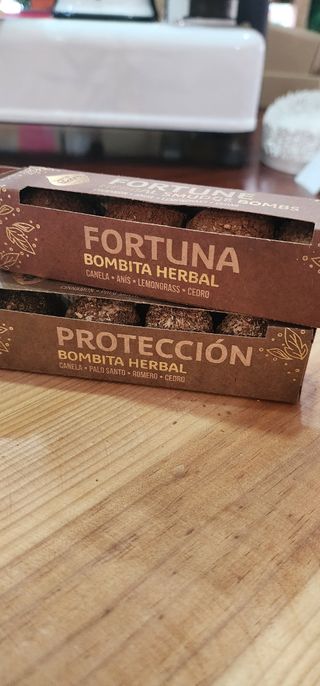 Incenso de limpeza em "bombinha" da marca sagrada