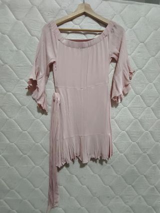 Vestido rosa palo mangas campana