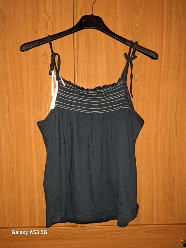 Camiseta negra tirantes