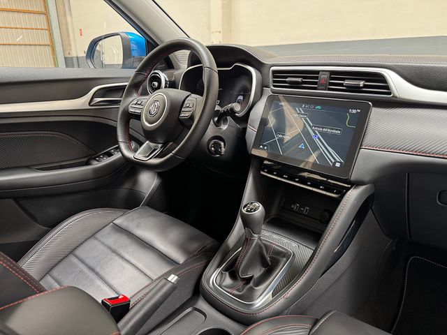 MG ZS 1.5 LUXURY