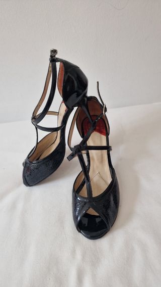 Zapatos de Tango Negro Charol